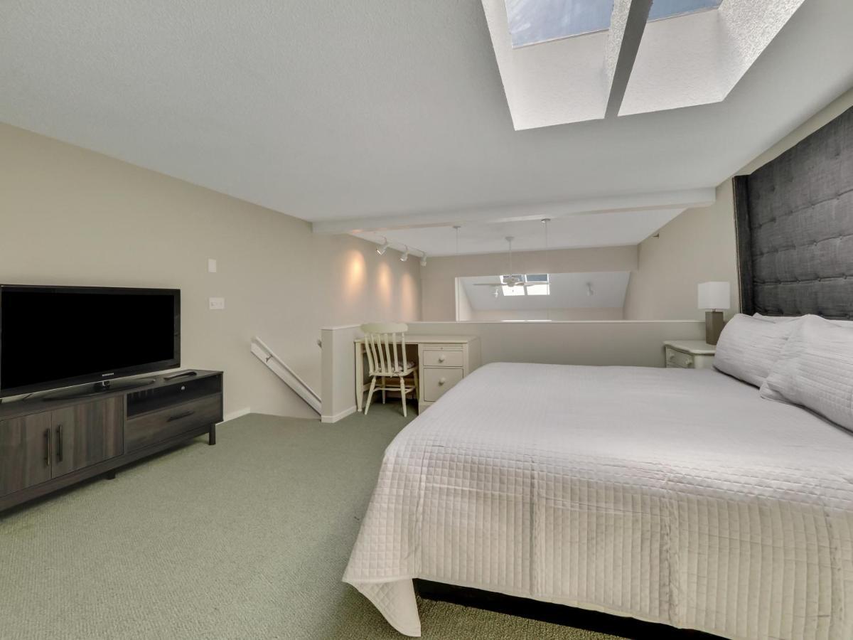 359 Edgewater Inn 沙勒沃伊 外观 照片
